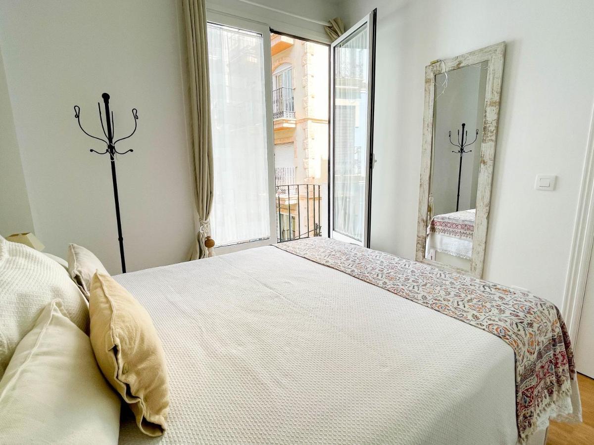 Apartamento Con Mucho Encanto En Pleno Centro Alicante Exteriör bild
