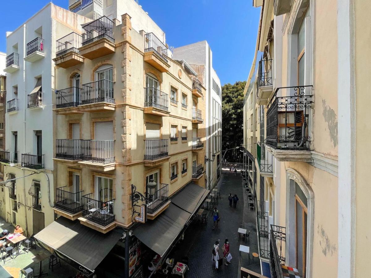Apartamento Con Mucho Encanto En Pleno Centro Alicante Exteriör bild